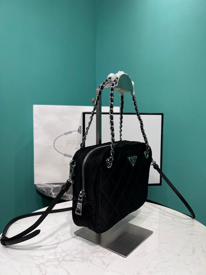 Prada canvas black bag 1BD642 22x16x6.5cm-duoc-ban-tai-Hvip Bags and Accessories