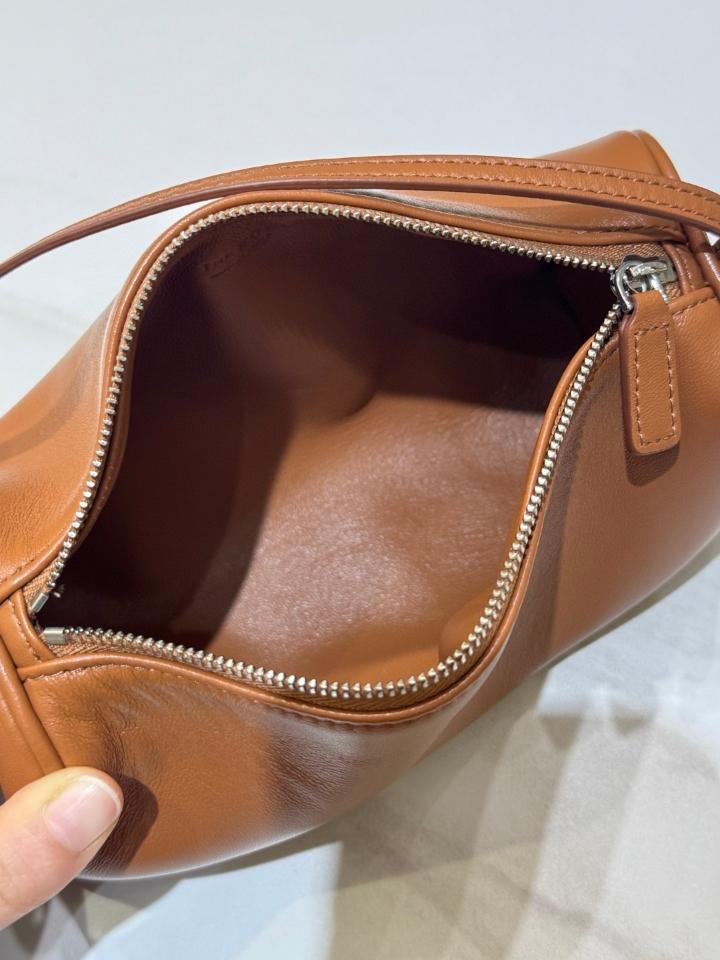 The Row 90's Bag in smooth calfskin Leather brown 19.5x10x 8cm -duoc-ban-tai-Hvip Bags and Accessories