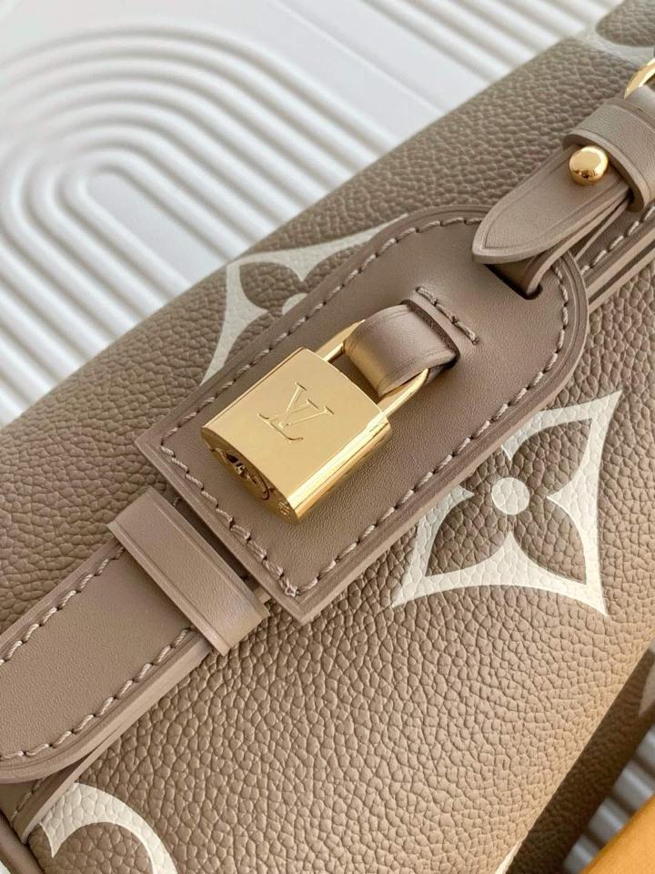 Louis Vuitton M13045 All In BB 16 x 18 x 12 cm (1-3) -duoc-ban-tai-Hvip Bags and Accessories
