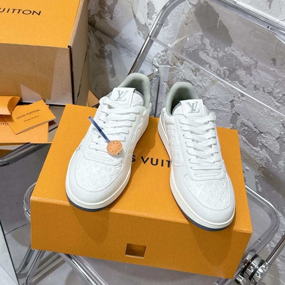 Louis Vuitton 1ADGPP
Rivoli Sneaker(n1) Sao chép-duoc-ban-tai-Hvip Shoes and Clothes