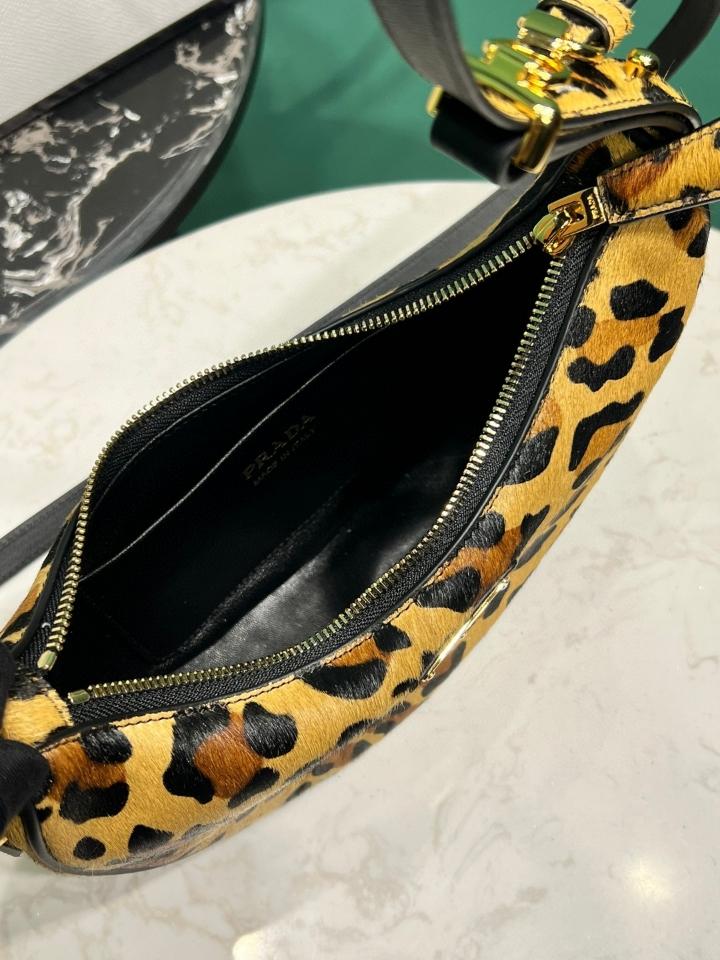 Prada Arqué printed leather shoulder bag honey 1BC194 22.5x18.5x6cm-duoc-ban-tai-Hvip Bags and Accessories