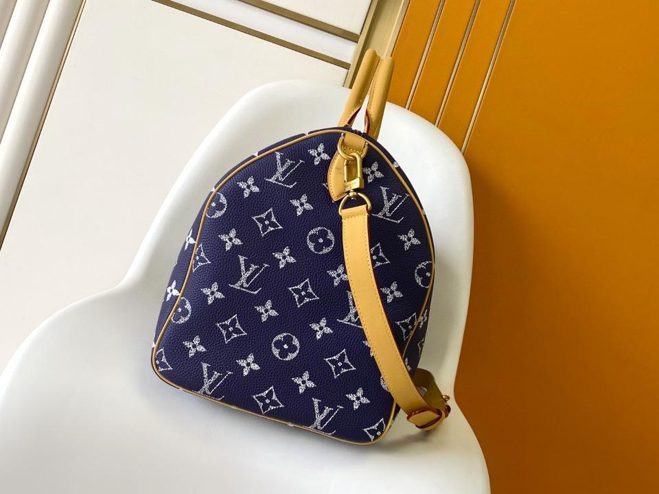 Louis Vuitton M11597
M15285  Speedy P9 Bandoulière 40 40.0 x 26.0 x 23.0 cm Sao chép-duoc-ban-tai-Hvip Bags and Accessories