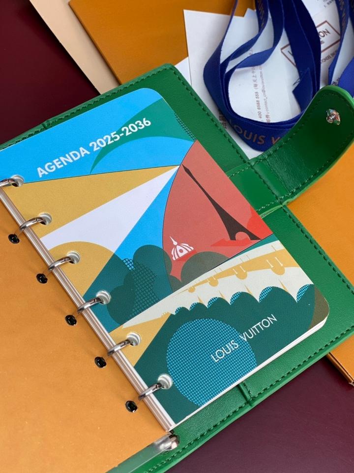Louis Vuitton R20005 Customizable Small Ring Agenda Cover green -duoc-ban-tai-Hvip Bags and Accessories