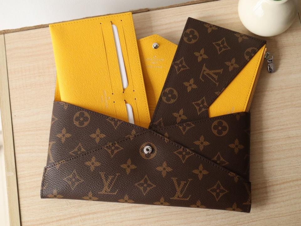 Louis Vuitton M12358
Kirigami Organizer-duoc-ban-tai-Hvip Bags and Accessories