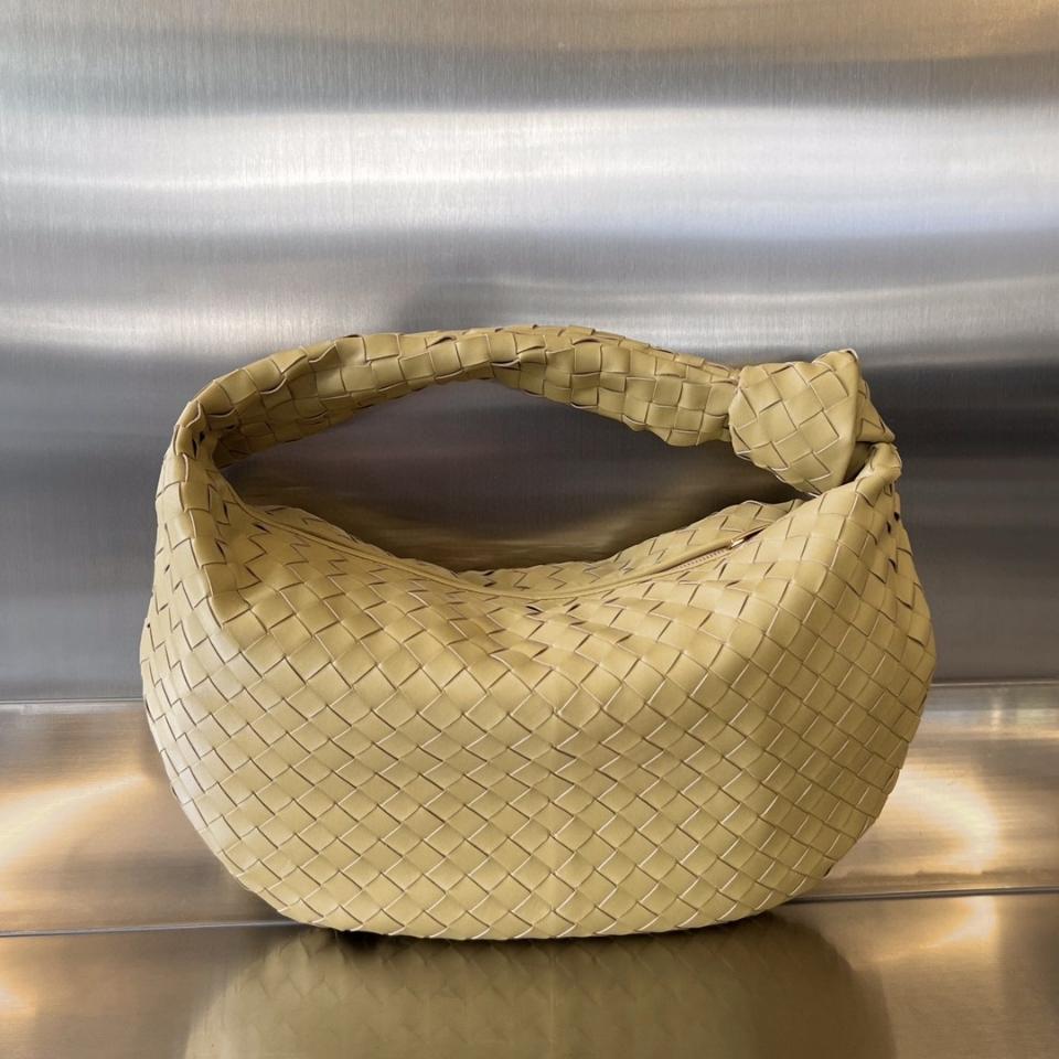 Bottega Veneta Jodie yellow 600261 48x40x16cm-duoc-ban-tai-Hvip Bags and Accessories