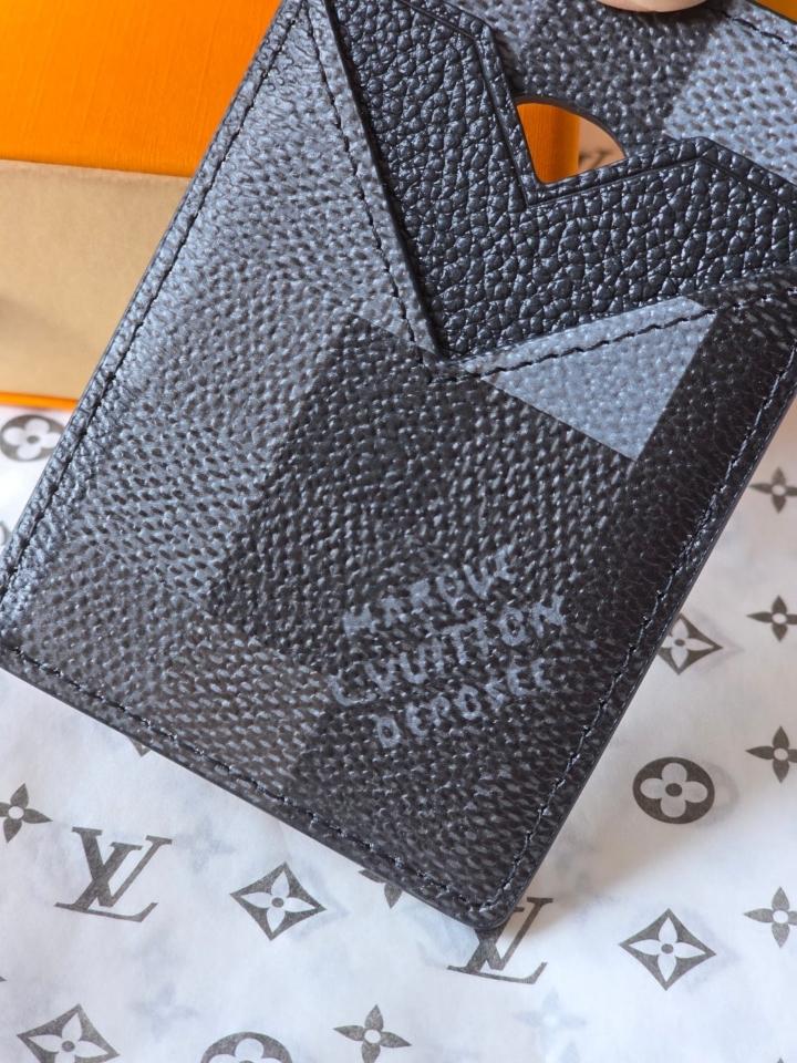 Louis Vuitton M15097
Porte-Cartes Magnet-duoc-ban-tai-Hvip Bags and Accessories