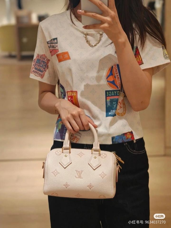 Louis Vuitton M14291
Túi Speedy Bandoulière 20 13.5 x 12 x 20.5cm L1-duoc-ban-tai-Hvip Bags and Accessories