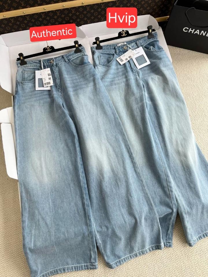 Chanel 25s Light Blue Wash Cc Sequins Pocket Jeans P79448-duoc-ban-tai-Hvip Shoes and Clothes