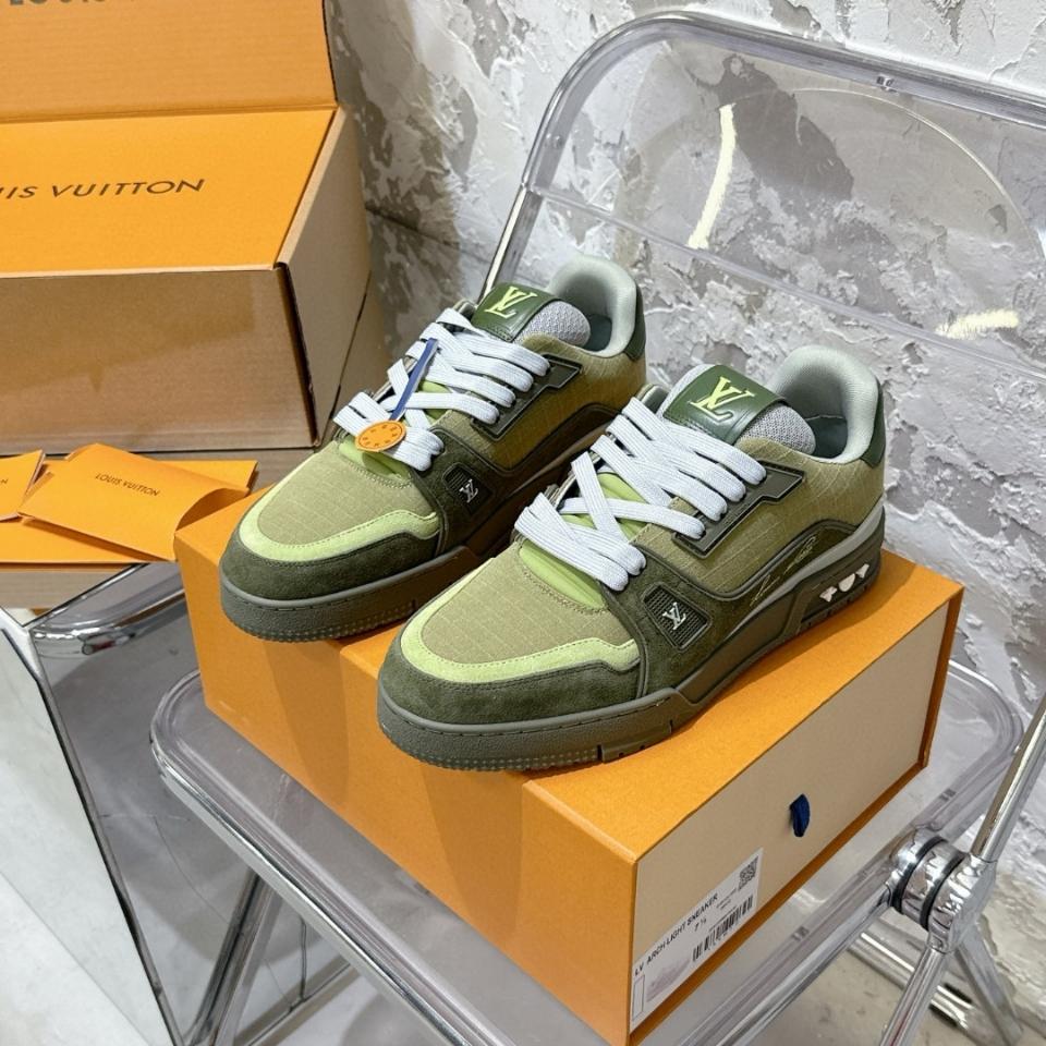 Louis Vuitton 1AHTG7
LV Trainer Outdoor Sneaker green (N1)-duoc-ban-tai-Hvip Shoes and Clothes