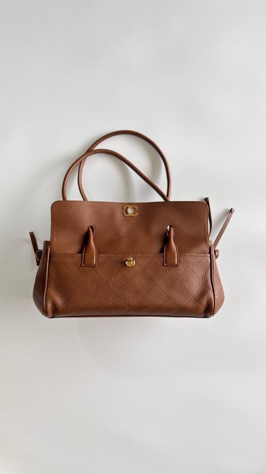Chanel Small Shopping Bag   Grained Calfskin & Gold-Tone Metal brown 15x30.5x11.5cm AS6288-duoc-ban-tai-Hvip Bags and Accessories