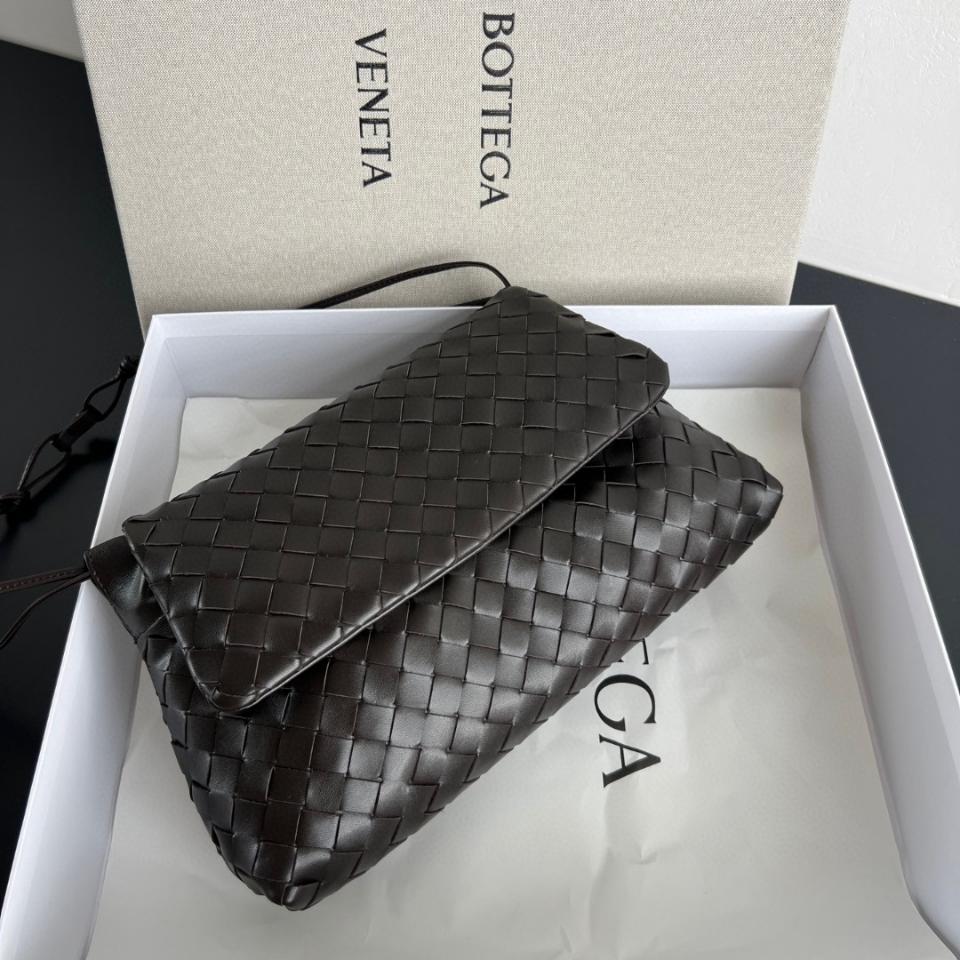 Bottega Veneta Giorno Fondant 857657 33x19x8cm -duoc-ban-tai-Hvip Bags and Accessories