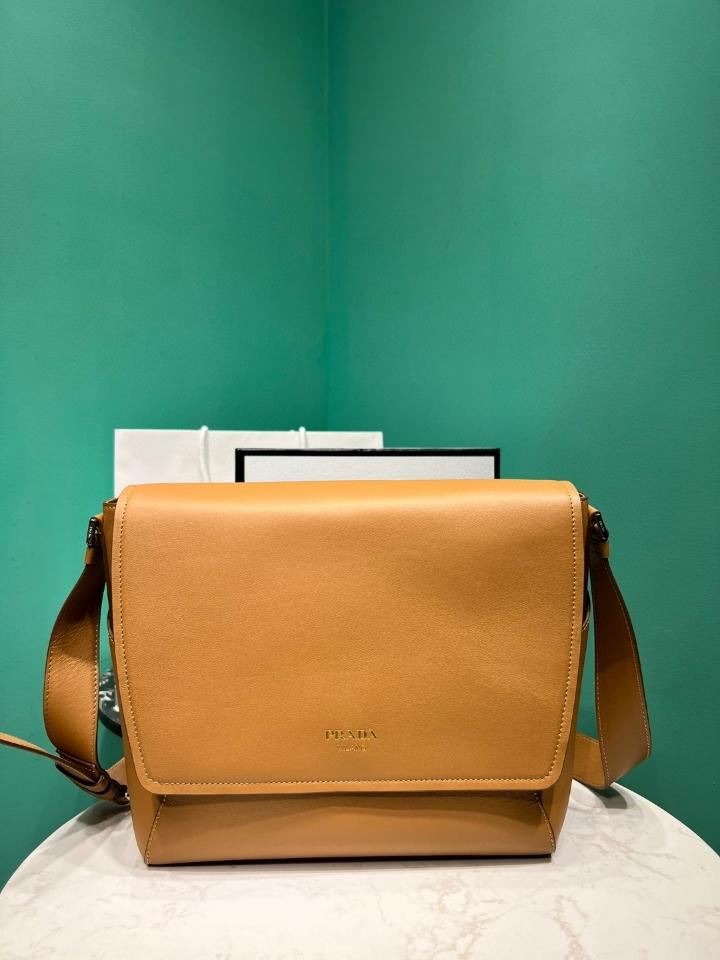 Prada leather shoulder bag beige 2VD068 30x27.5x15cm-duoc-ban-tai-Hvip Bags and Accessories