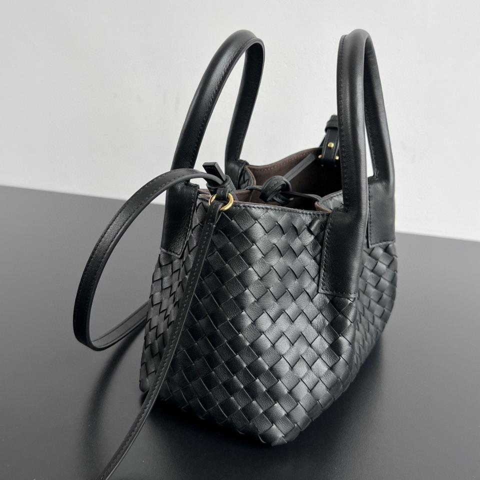 Bottega Veneta  Small Pinacoteca black  819004 15*24*12cm-duoc-ban-tai-Hvip Bags and Accessories