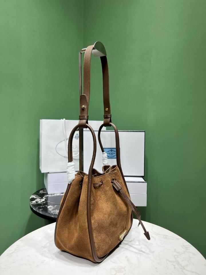 Prada suede brown shoulder bag 1BE087 22x21x10.5cm-duoc-ban-tai-Hvip Bags and Accessories