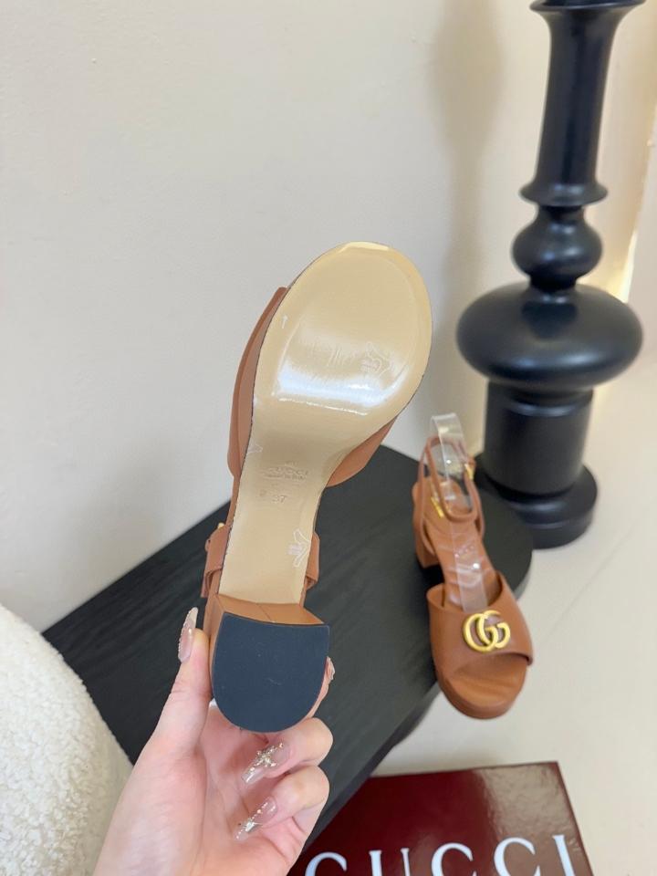 Gucci Women's platform sandal with Double G 80mm brown leather 832450 (1)-duoc-ban-tai-Hvip Shoes and Clothes