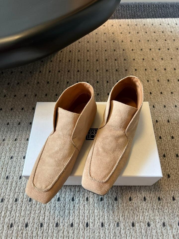 Toteme Loafer boots beige 244-WAS0162 (1)-duoc-ban-tai-Hvip Shoes and Clothes