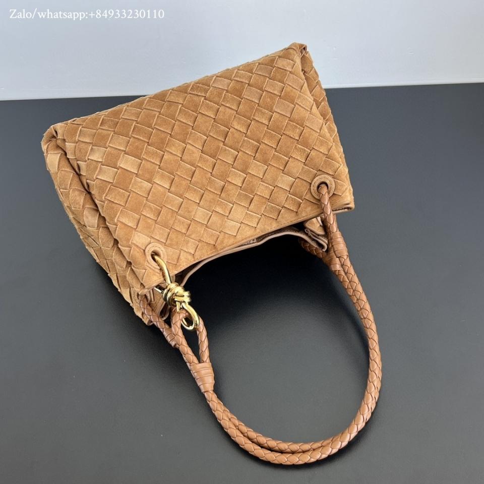 Bottega Veneta medium suede Parachute amber 835921 29.5x17.5x18.5cm -duoc-ban-tai-Hvip Bags and Accessories
