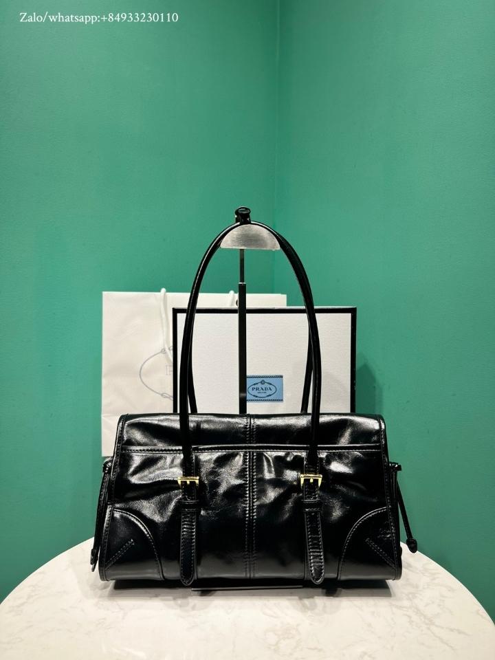 Prada Medium should bag in black calfskin 1BD376 31x15x12cm-duoc-ban-tai-Hvip Bags and Accessories