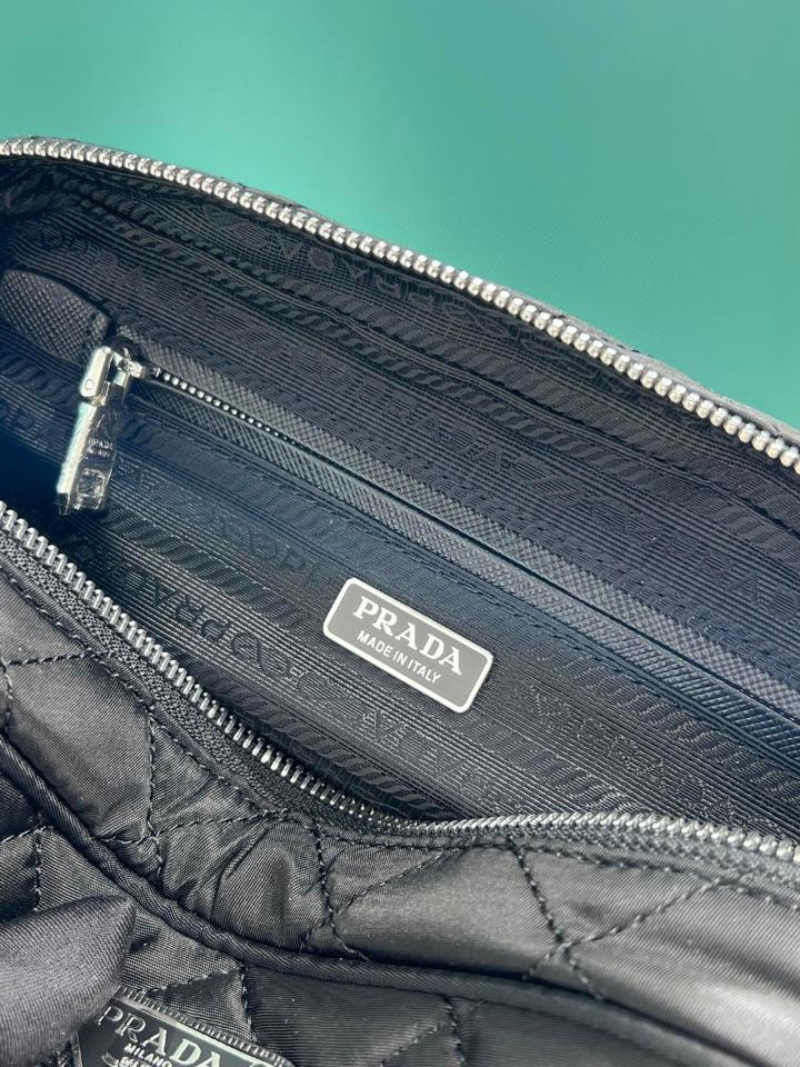 Prada canvas black bag 1BD642 22x16x6.5cm-duoc-ban-tai-Hvip Bags and Accessories