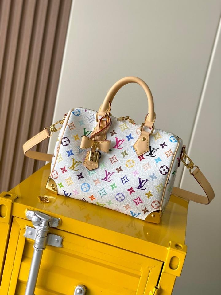 Louis Vuitton M13085
New Drop
LV x TM Speedy Bandoulière 25 25 x 19 x15 cm L1-duoc-ban-tai-Hvip Bags and Accessories