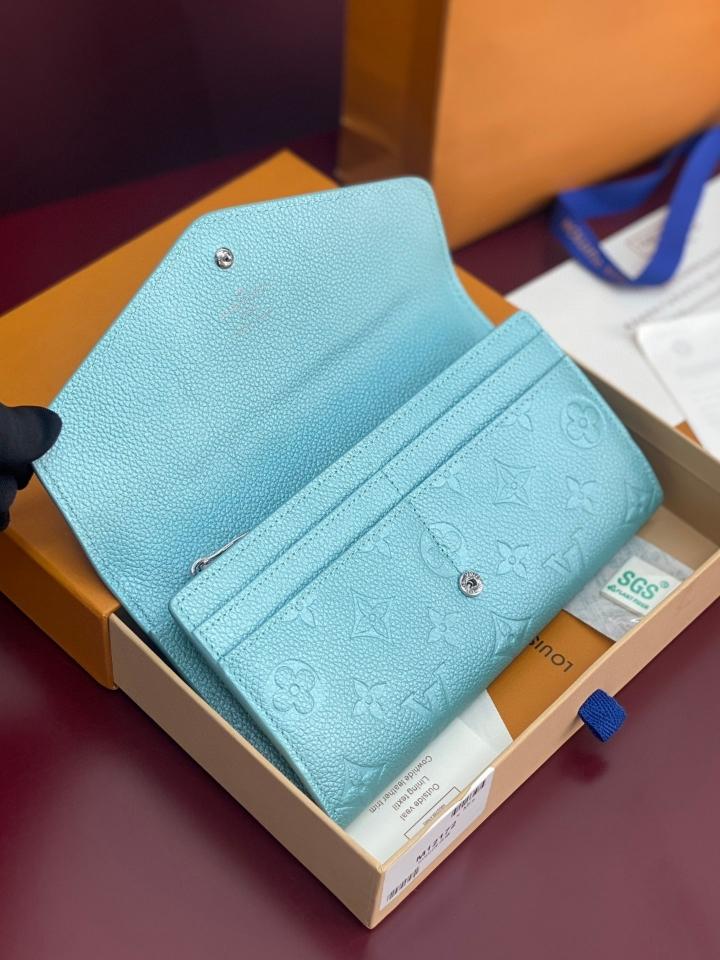 Louis Vuitton M12172
Sarah Wallet blue.-duoc-ban-tai-Hvip Bags and Accessories