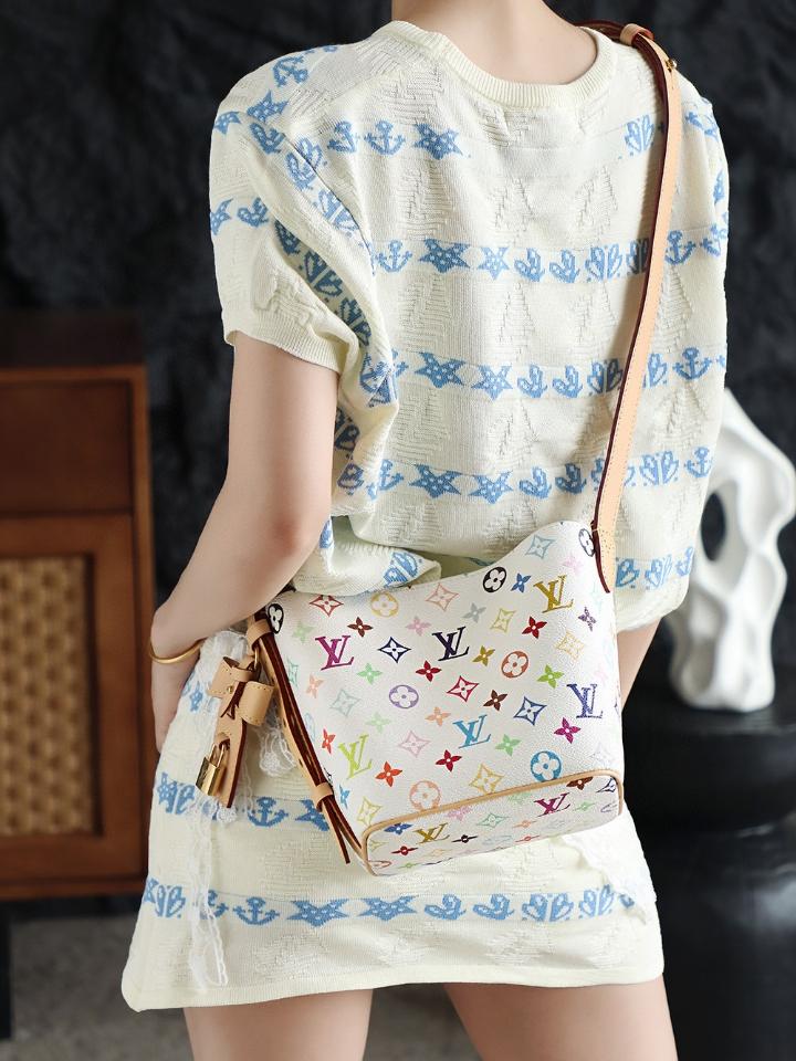Louis Vuitton M13089
New Drop
LV x TM All In BB 16*18*12cm-duoc-ban-tai-Hvip Bags and Accessories