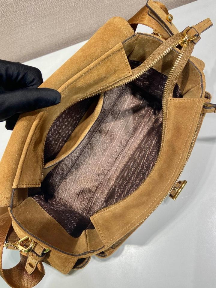 
Prada Explore medium suede shoulder bag with flap cinnamon 1BD394 30x14x10cm-duoc-ban-tai-Hvip Bags and Accessories