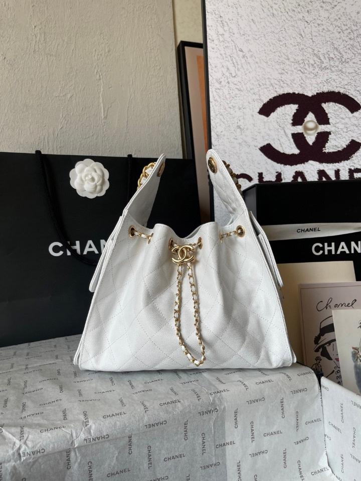 CHANEL 25 Small Handbag grained Calfskin & gold-tone tone Metal,white  AS5293 30-26-14cm-duoc-ban-tai-Hvip Bags and Accessories