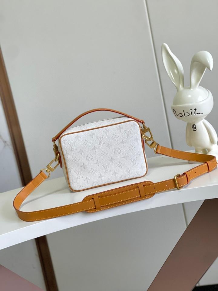 Louis Vuitton M14682
Túi Nil 25*17.5*11CM L1 Sao chép-duoc-ban-tai-Hvip Bags and Accessories