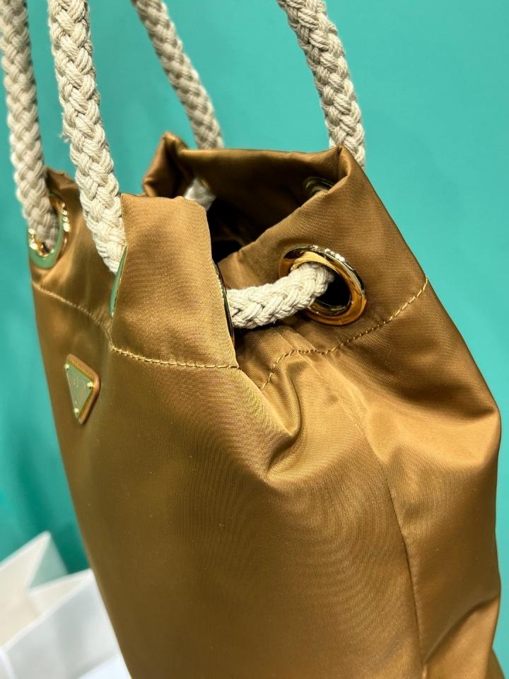 Prada Mariner Re-Nylon small bucket bag Brandy 1BE082 23.5x28x16.5cm-duoc-ban-tai-Hvip Bags and Accessories
