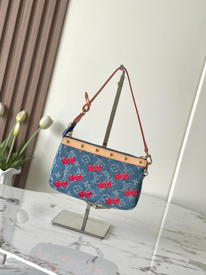 Louis Vuitton M13994
Túi Pochette Accessoires LV x TM13 x 4 x 22cm-duoc-ban-tai-Hvip Bags and Accessories