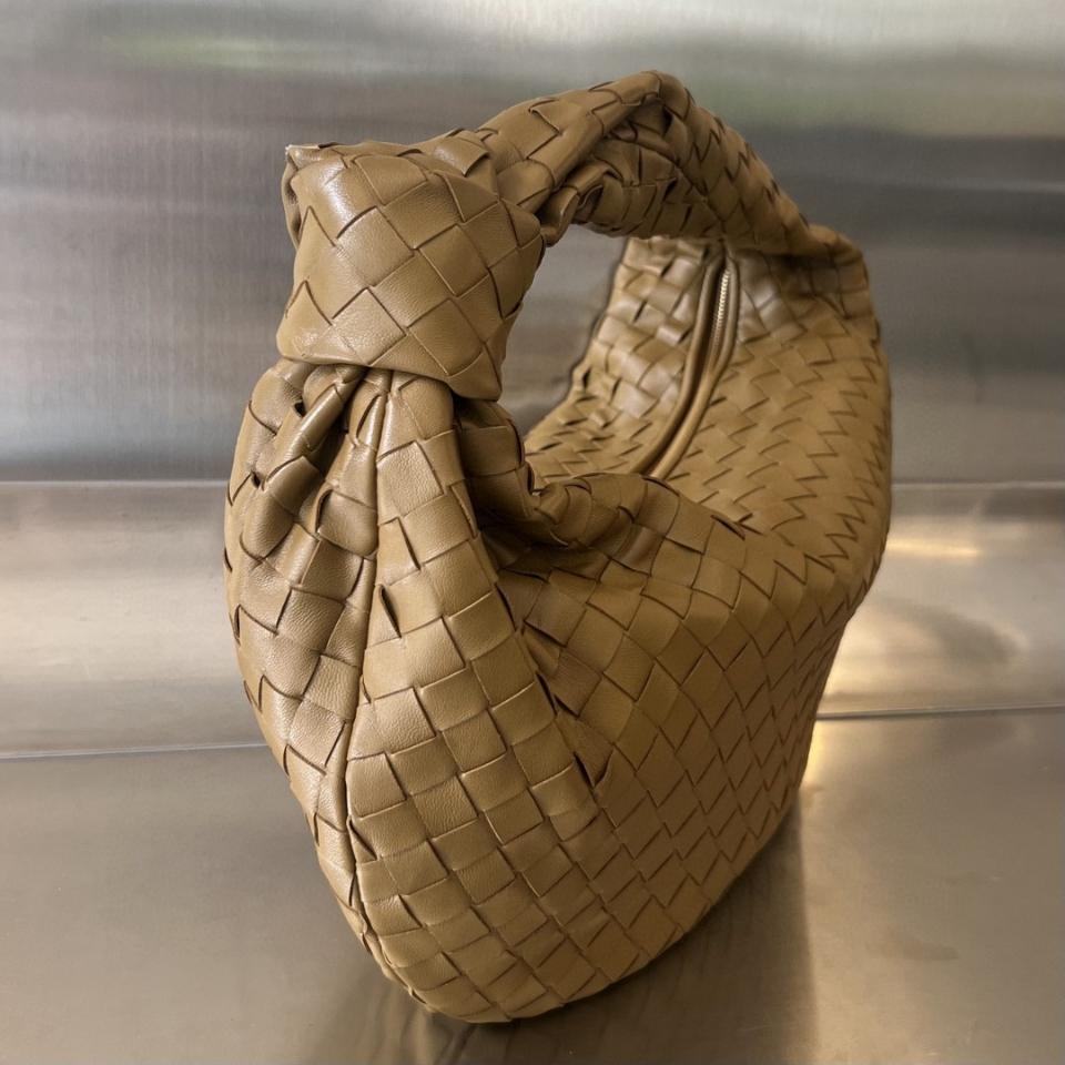 Bottega Veneta Jodie dark beige 600261 48x40x16cm-duoc-ban-tai-Hvip Bags and Accessories