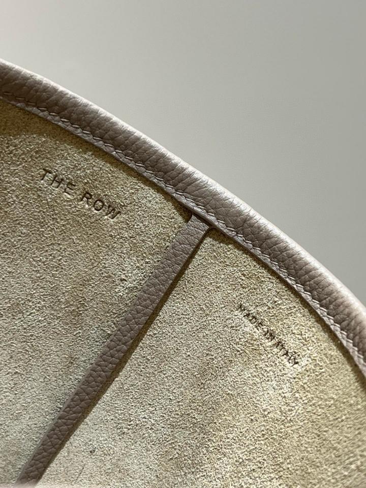 The Row Small N/S Park Tote Bag in Leather dark Taupe 24X22X11cm -duoc-ban-tai-Hvip Bags and Accessories