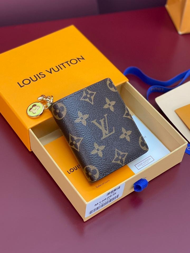 Louis Vuitton M14628
Ví LV Charms 9x10x2.5cm-duoc-ban-tai-Hvip Bags and Accessories