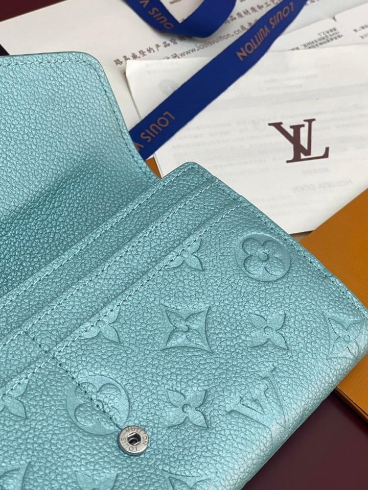Louis Vuitton M12172
Sarah Wallet blue.-duoc-ban-tai-Hvip Bags and Accessories