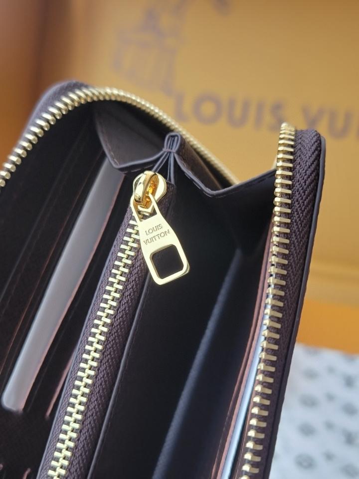 Louis Vuitton M26021
Zippy Wallet Horizontal-duoc-ban-tai-Hvip Bags and Accessories