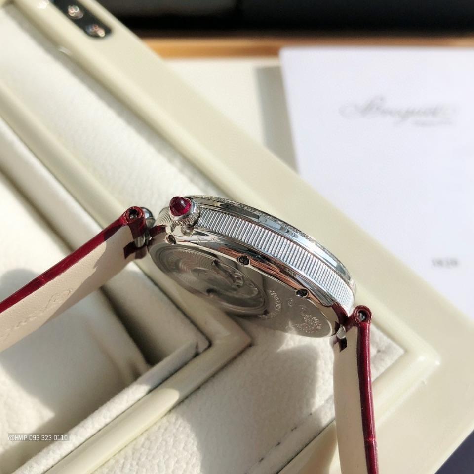 Breguet Reine de Naples 8918

8918BB/5P/964 D00D 3L-duoc-ban-tai-Hvip Bags and Accessories