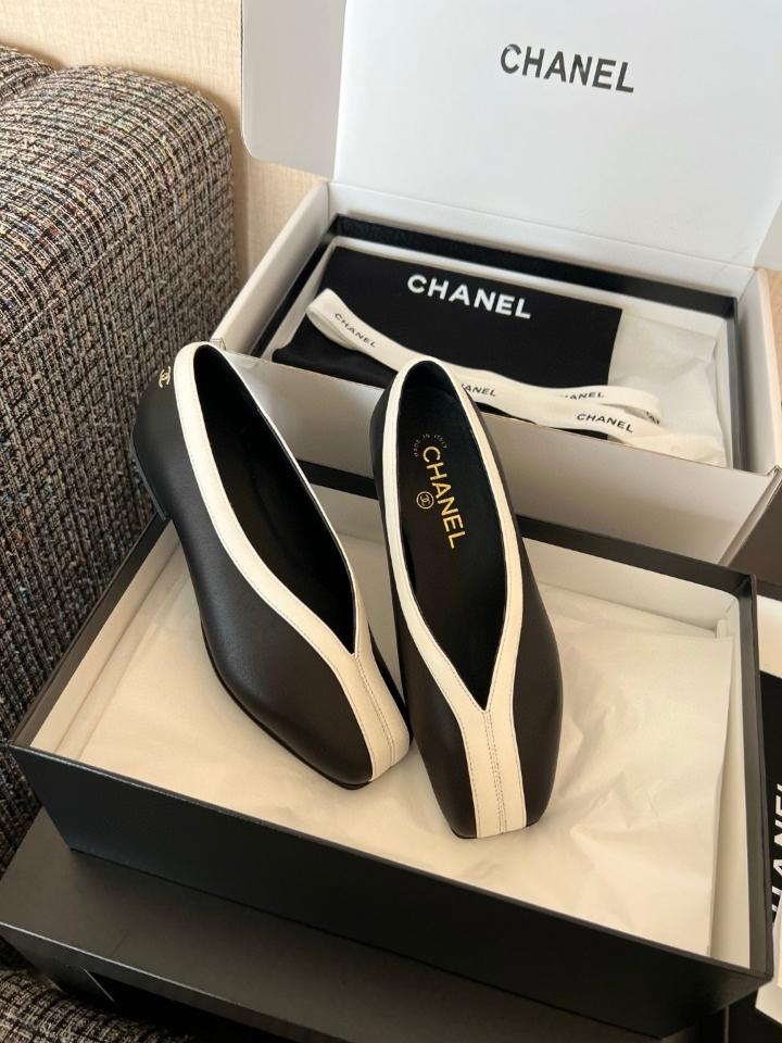 Chanel Ballet flats
 
Crocodile Embossed Calfskin & Patent Calfskin 
Black & white G47182 -duoc-ban-tai-Hvip Shoes and Clothes