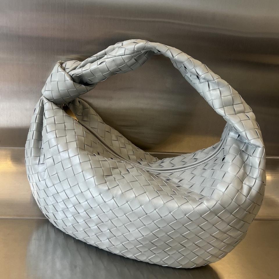 Bottega Veneta Jodie grey 60026148x40x16cm-duoc-ban-tai-Hvip Bags and Accessories