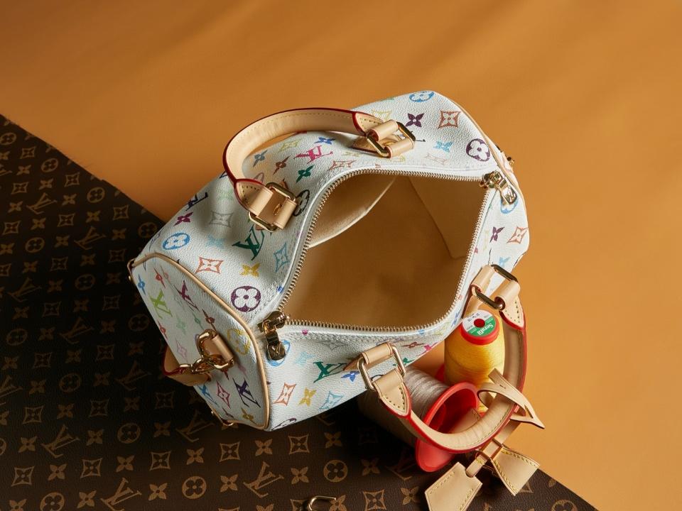 Louis Vuitton M13085
New Drop
LV x TM Speedy Bandoulière 25 25 x 19 x15 cm (1)-duoc-ban-tai-Hvip Bags and Accessories