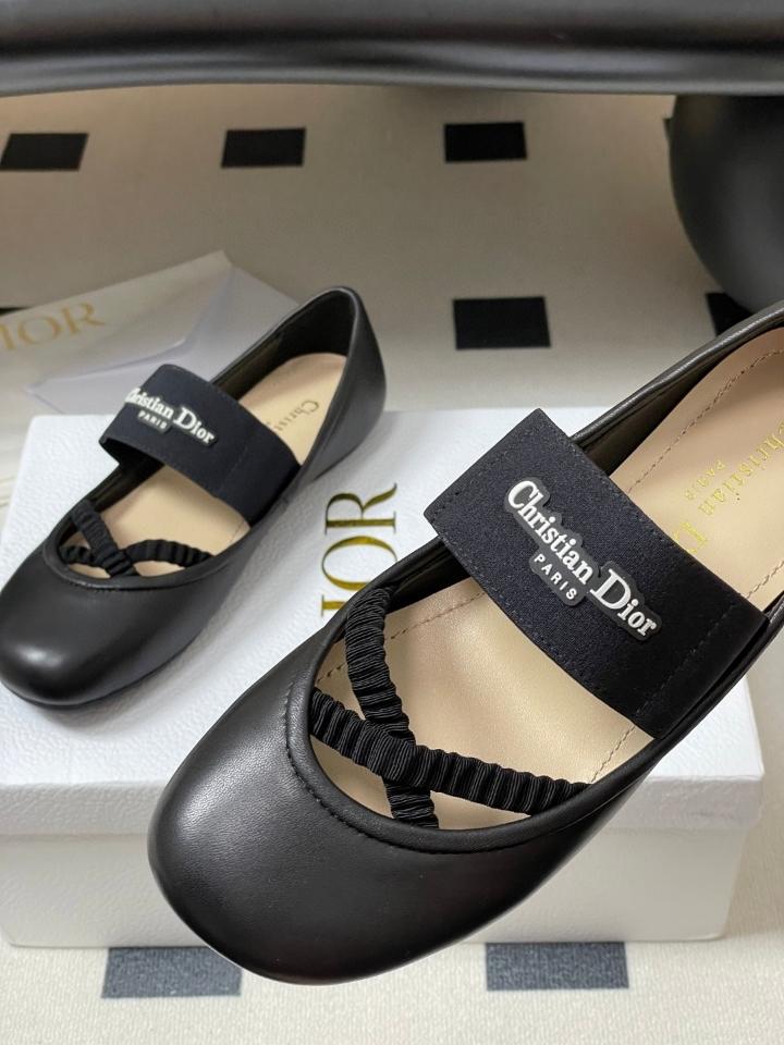 Dior Shade Ballet Flat
Black Lambskin and Elastic Straps
 KDF012LAB_S900 (2)-duoc-ban-tai-Hvip Shoes and Clothes