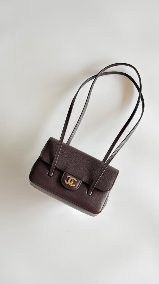 Chanel Clutch with Leather Strap   Grained Shiny Calfskin & Gold-Tone Metal,dark chocolate AP5068 11.5x17x5cm-duoc-ban-tai-Hvip Bags and Accessories