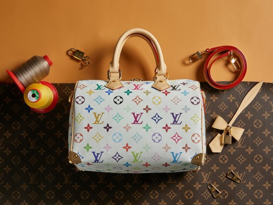 Louis Vuitton M13085
New Drop
LV x TM Speedy Bandoulière 25 25 x 19 x15 cm (1)-duoc-ban-tai-Hvip Bags and Accessories