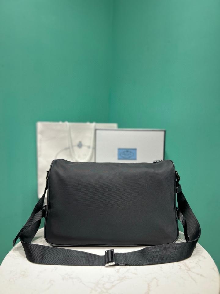 Prada Large Re-Nylon and Saffiano leather shoulder bag black 2VH191 35x22x12cm-duoc-ban-tai-Hvip Bags and Accessories