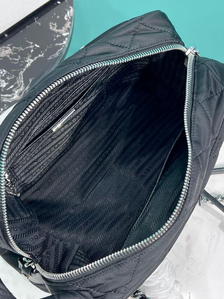 Prada canvas black bag 1BD641 30x21x11cm-duoc-ban-tai-Hvip Bags and Accessories