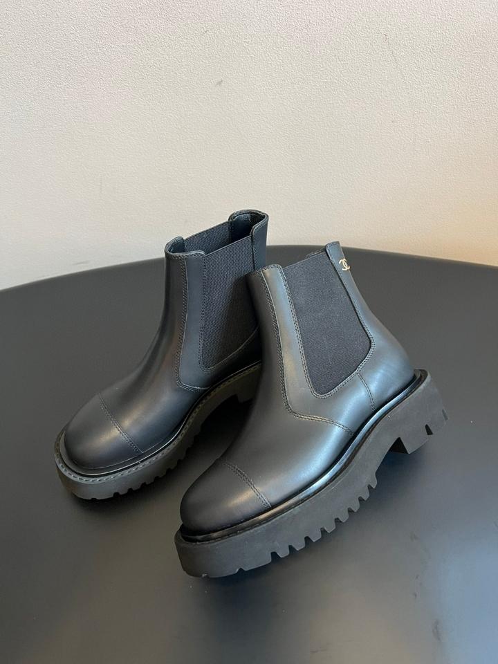 Chanel Chelsea black leather boots (1)-duoc-ban-tai-Hvip Shoes and Clothes