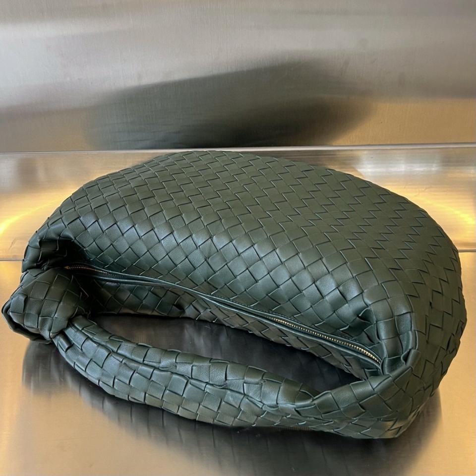 Bottega Veneta Jodie dark green 600261 48x40x16cm-duoc-ban-tai-Hvip Bags and Accessories