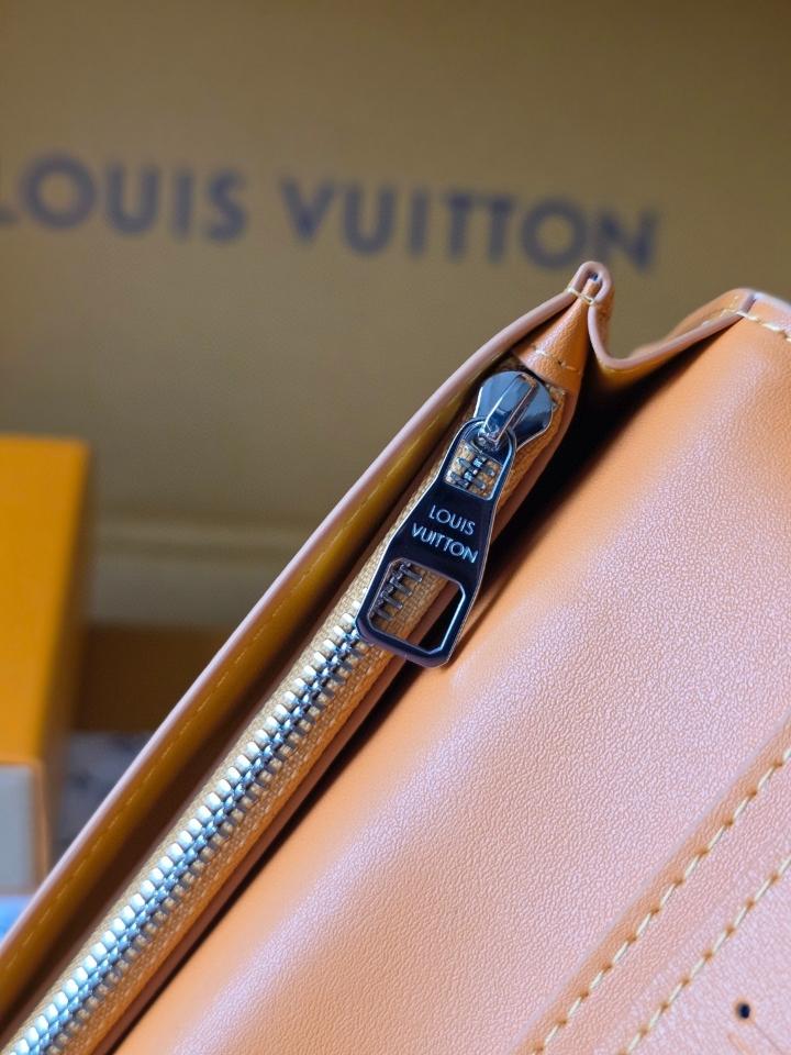 Louis Vuitton M25940
Brazza Wallet-duoc-ban-tai-Hvip Bags and Accessories