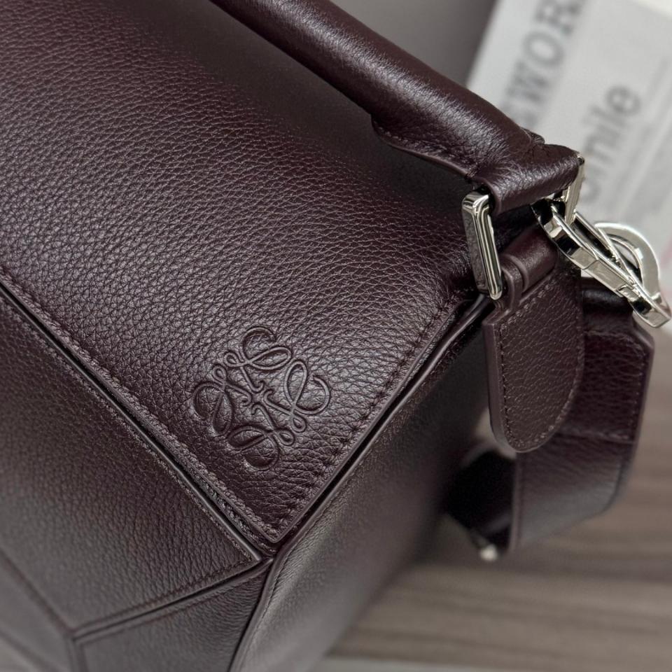 Loewe Large Puzzle bag in supple grained calfskin B510PNLX03 Dark Chestnut-duoc-ban-tai-Hvip Bags and Accessories