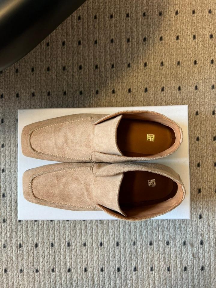 Toteme Loafer boots beige 244-WAS0162 (1)-duoc-ban-tai-Hvip Shoes and Clothes